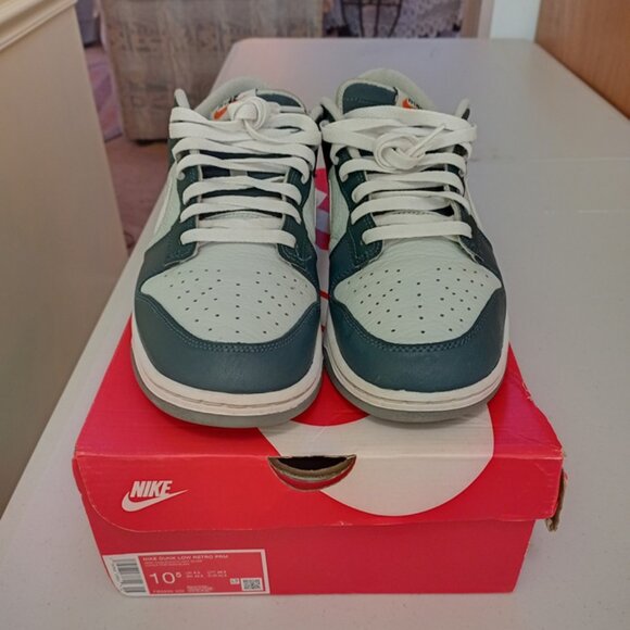 Size 10.5 - Nike Dunk Premium Low Split - Deep Jungle - Picture 3 of 9